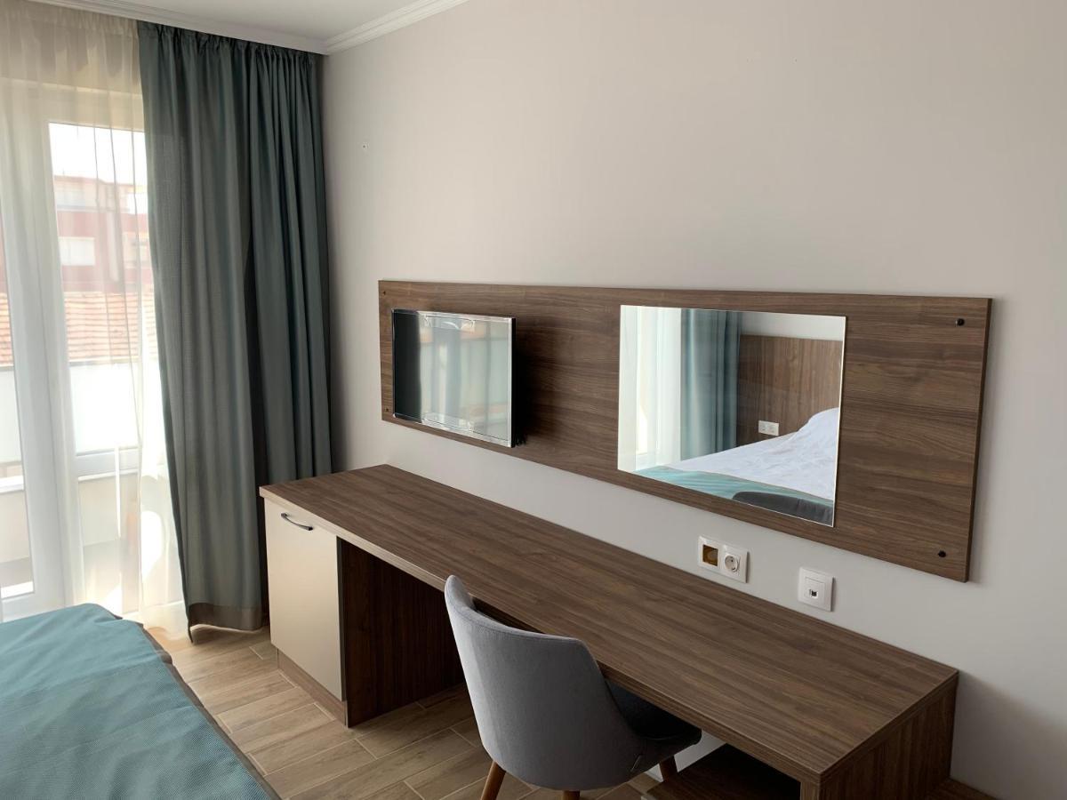 Cinema Hotel Приморско Экстерьер фото