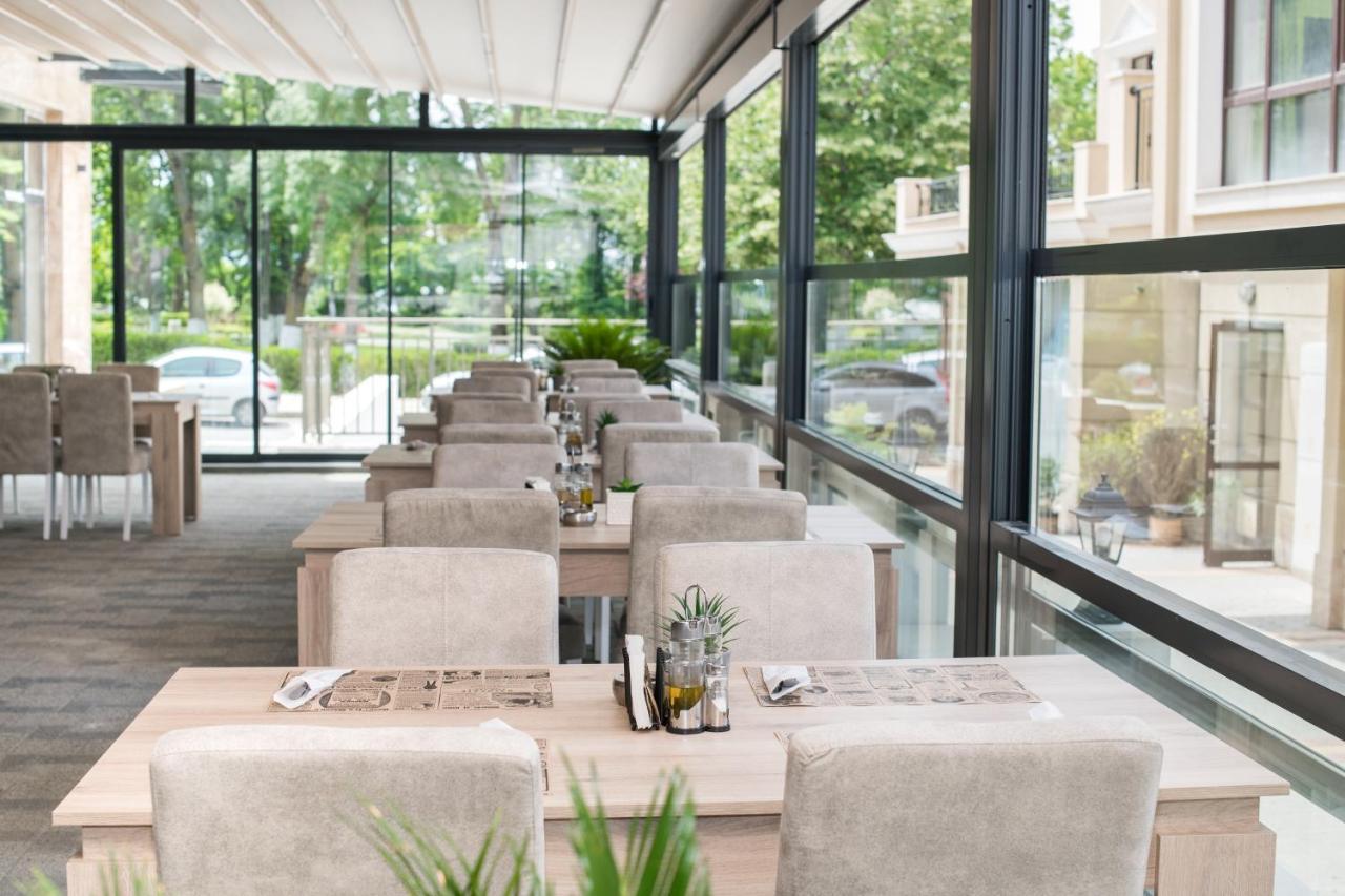 Cinema Hotel Приморско Экстерьер фото