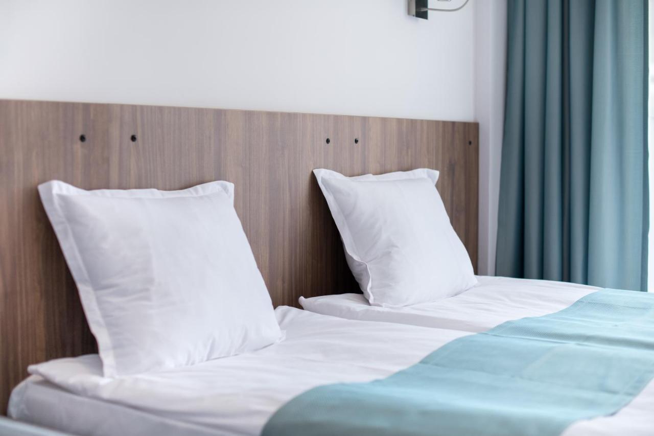 Cinema Hotel Приморско Экстерьер фото