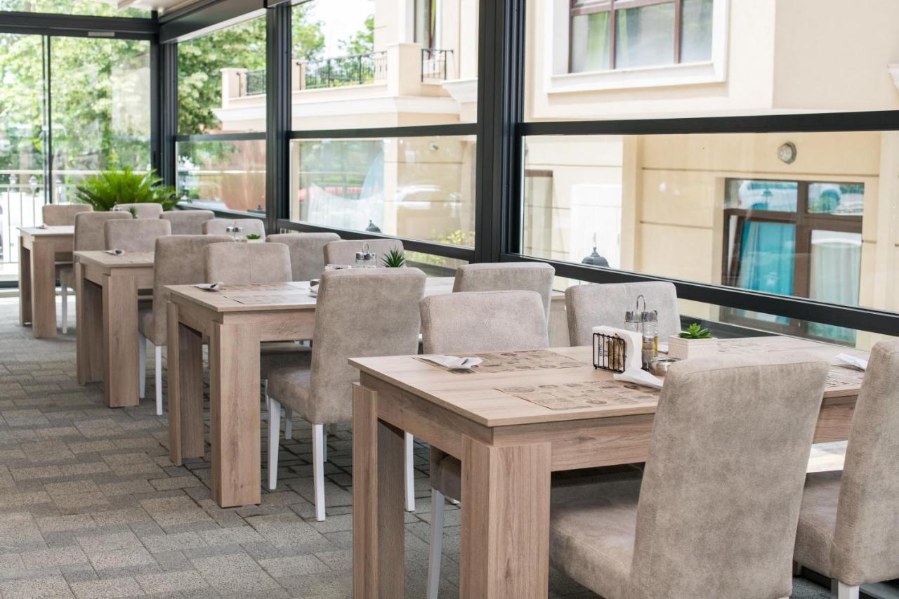 Cinema Hotel Приморско Экстерьер фото