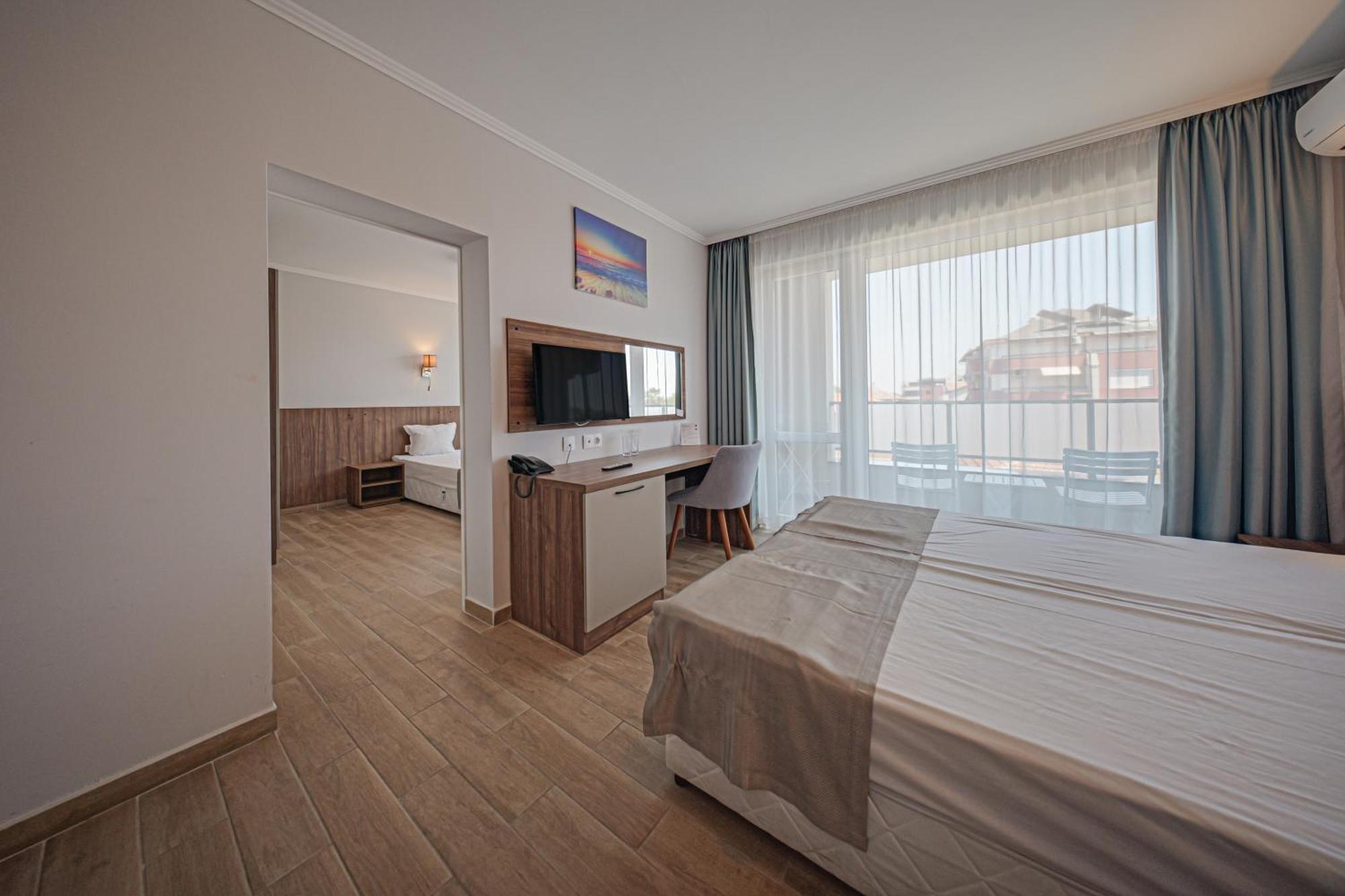 Cinema Hotel Приморско Экстерьер фото